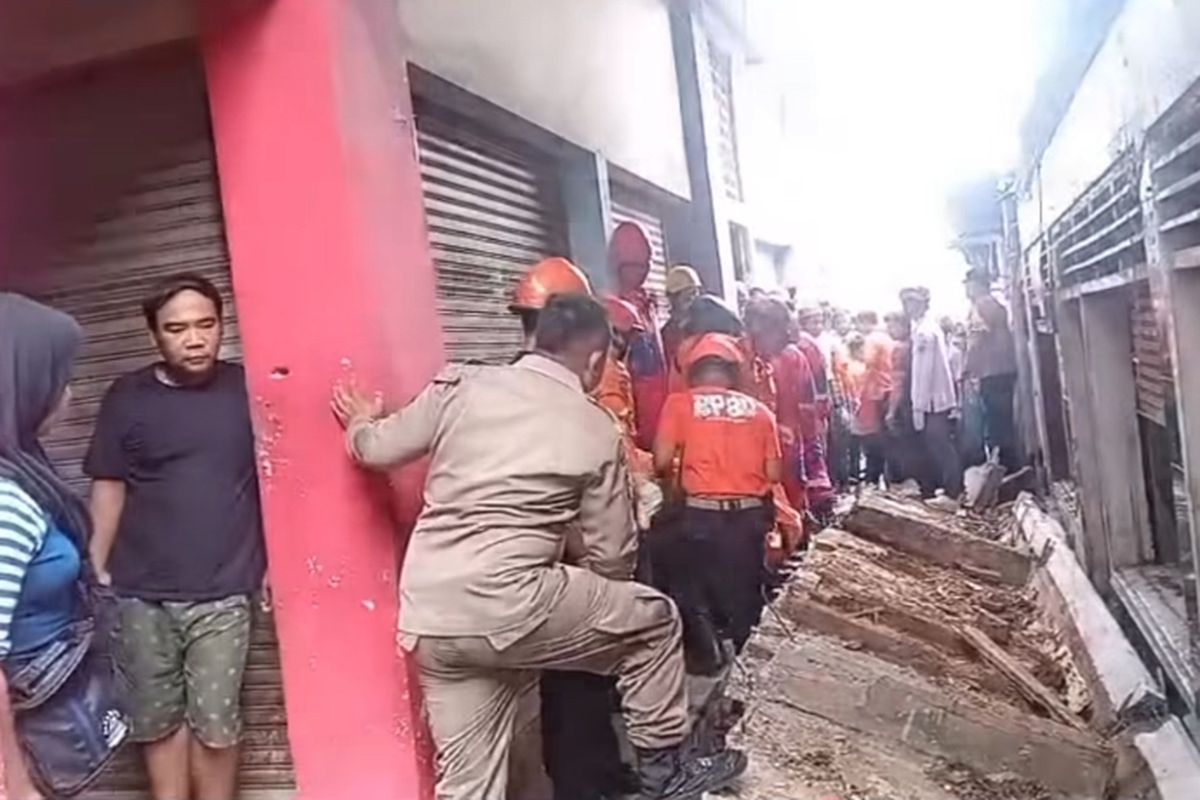 Kondisi rumah korban difabal di kelurahan Putar Jaya yang roboh pada Selasa (8/4/2025) 