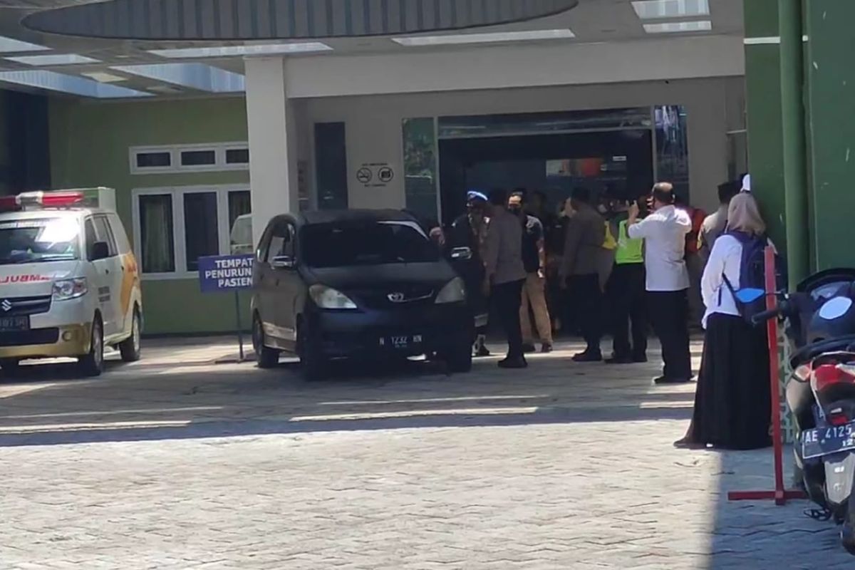 REKONSTRUKSI-Inilah salah satu lokasi rekonstruksi kasus tewasnya AM, santri asal Palembang di ruang Instalasi Gawat Darurat RS Yasyfin Pondok Gontor Ponorogo, Jawa Timur, Rabu (14/9/2022).