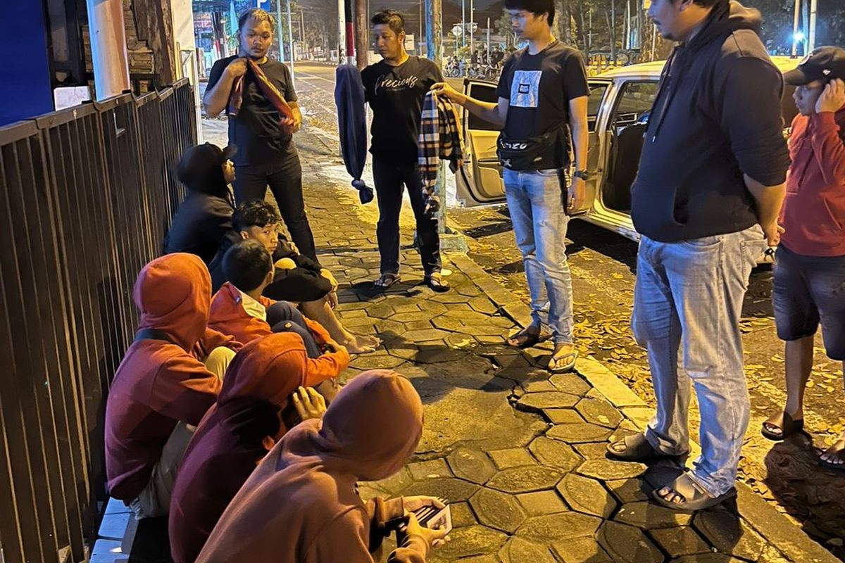 Para pelajar yang terlibat perang sarung diamankan anggota Satreskrim Polres Salatiga