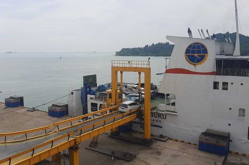 Puncak Arus Mudik di Pelabuhan Merak H-3, Pemudik Diminta Beli Tiket Lebih Awal Melalui Ferizy  