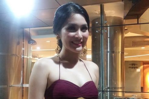 Sandra Dewi Ingin Gaun Pengantin yang Praktis
