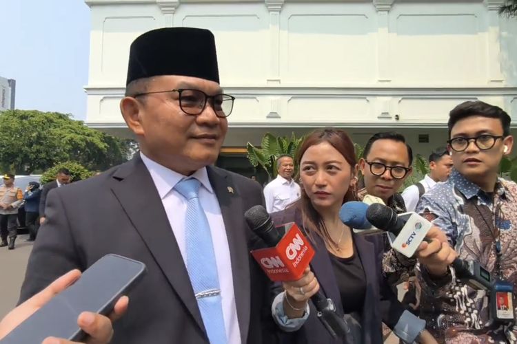Reshuffle Kabinet, Dudung Abdurachman Dilantik Jadi Menko Polkam 