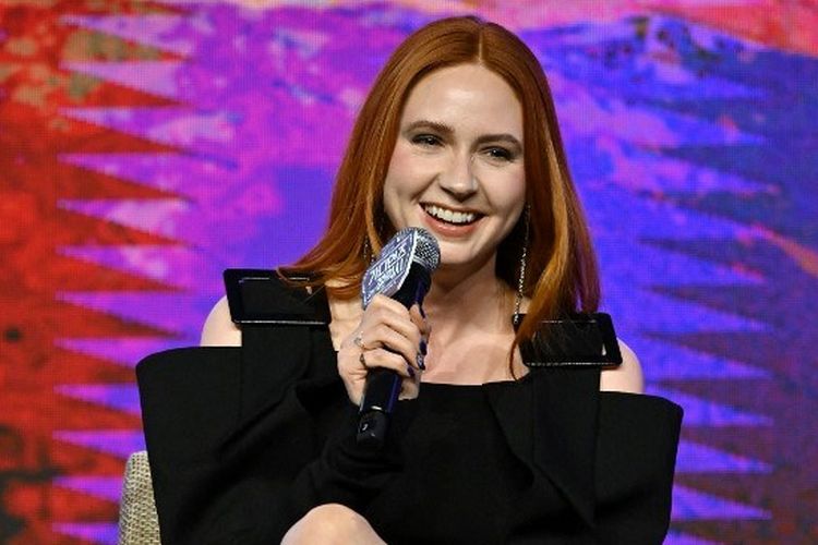 Aktris Skotlandia Karen Gillan berbicara selama konferensi pers untuk mempromosikan film barunya, Guardians of the Galaxy: Volume 3,  di Seoul pada 18 April 2023.