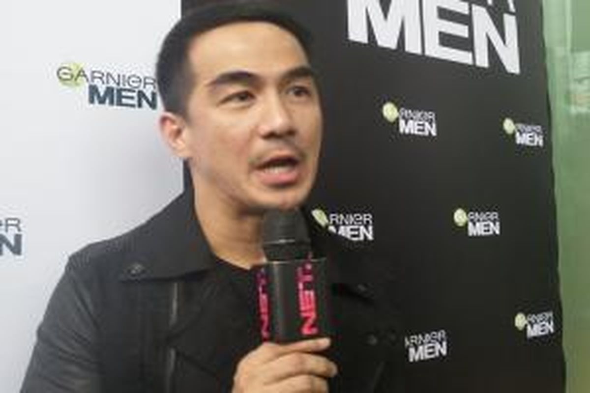 Joe Taslim di sela-sela acara peluncuran Garnier Men Urban Hero di Portico Senayan City, Kamis (29/1/2015).