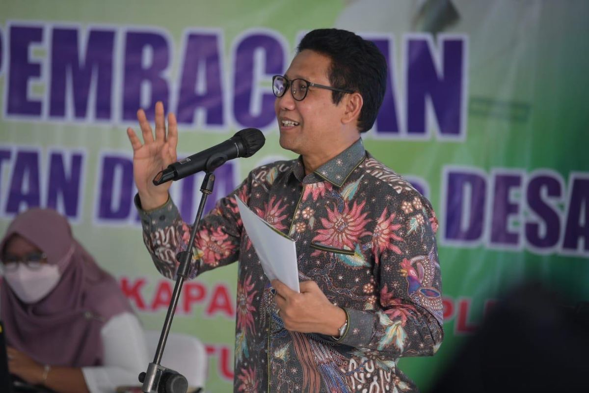 Menteri Desa PDTT saat kunker ke Kalurahan Segoroyoso, Kecamatan Pleret, Kabupaten Bantul, DIY dalam rangka menghadiri Gelar Pembacaan dan Pemanfaatan Data SDGs Desa di Kalurahan Segoroyoso, Rabu (27/4/2022).