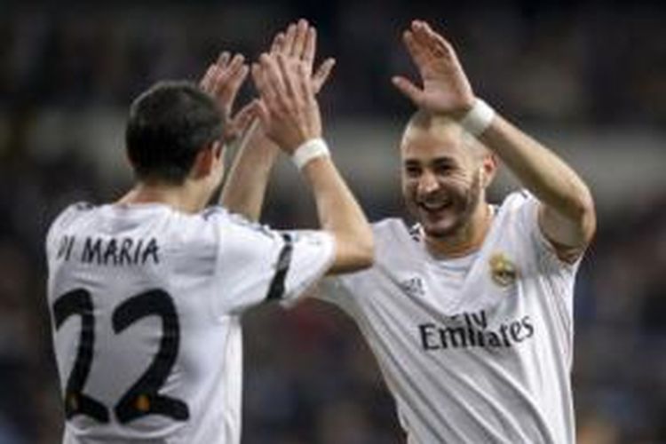 Dua pemain Real Madrid, Angel di Maria (kiri) dan Karim Benzema (kanan).