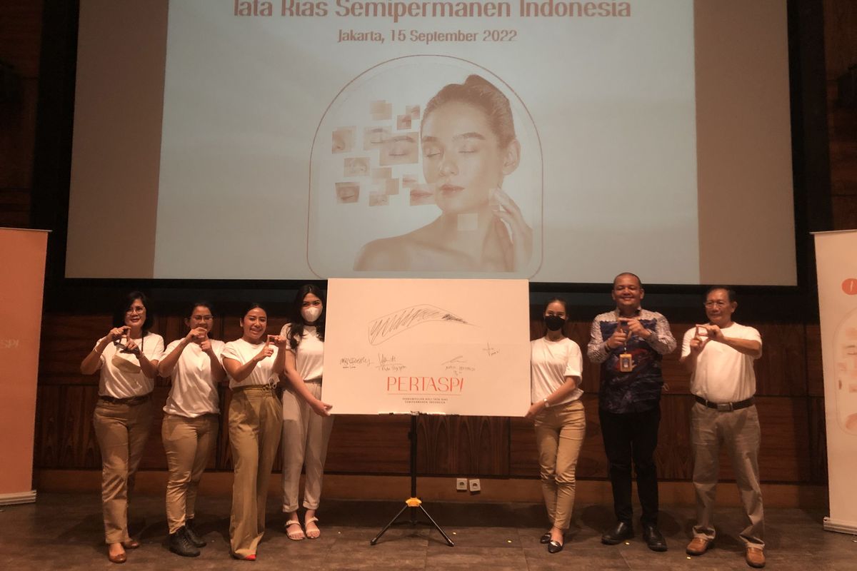 Peresmian Pertaspi Perkumpulan Ahli Tata Rias Semipermanen Indonesia