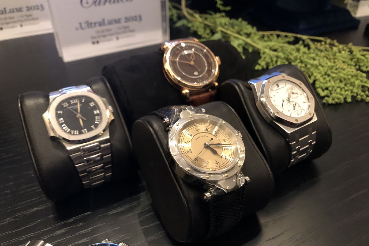 Koleksi jam tangan mewah di Singapore Watch Fair 2023