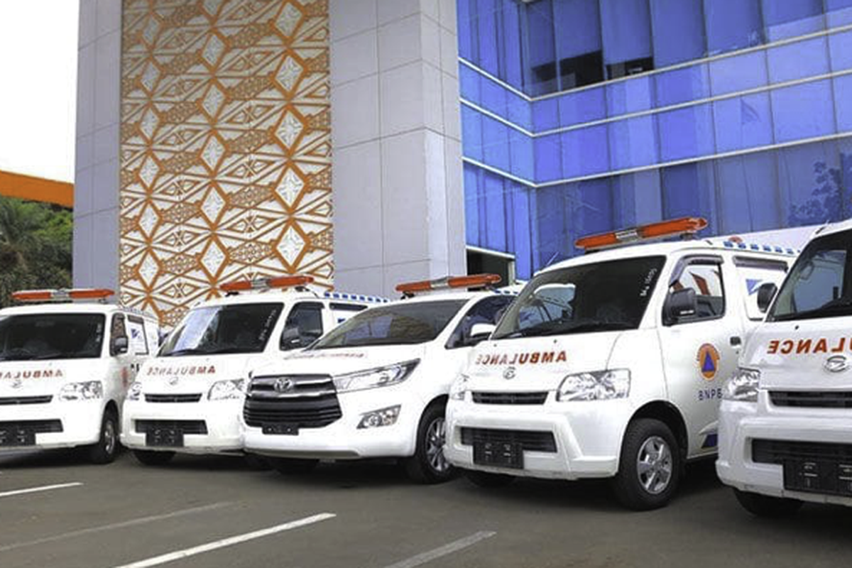Dilaksanakan oleh Direktur Astra Gita Tiffani Boer kepada Kepala BNPB Ganip Warsito pada Minggu (8/8/2021), kendaraan terdiri dari empat unit Daihatsu GranMax Ambulance dan satu unit Toyota Kijang Innova.