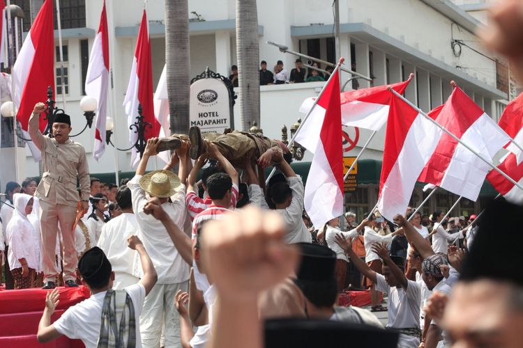 Eri Cahyadi Perankan Residen Sudirman, Bersolek dengan 750 Pemain Hidupkan Tragedi Perobekan Bendera di Surabaya 