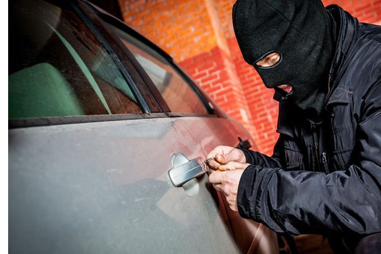 Ilustrasi Pencurian Mobil