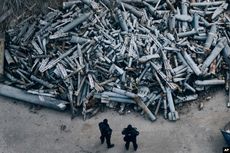 Menengok Kuburan Massal Rudal Rusia di Kharkiv