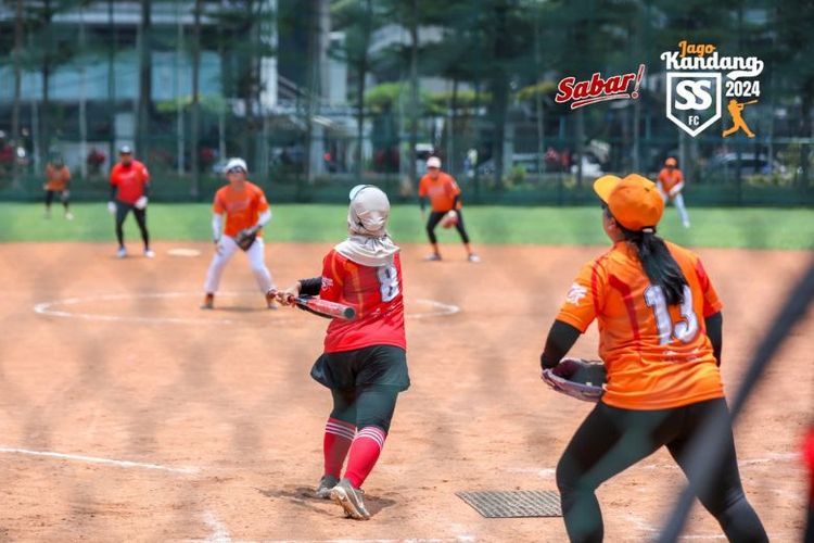 softball slowpitch semakin digemari di kalangan anak muda dan pekerja kantoran di Jakarta. 