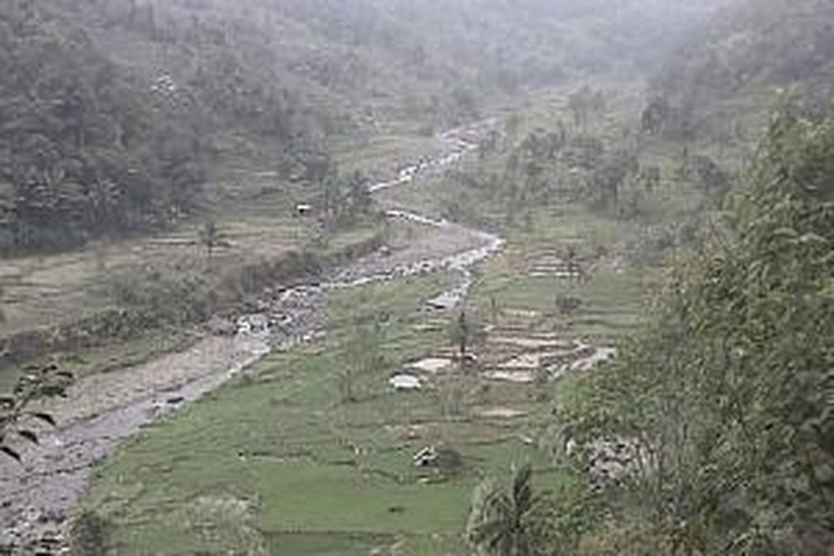 Keindahan Naringgul, Kabupaten Cianjur, Jawa Barat, pesona Pasundan di balik pegunungan.