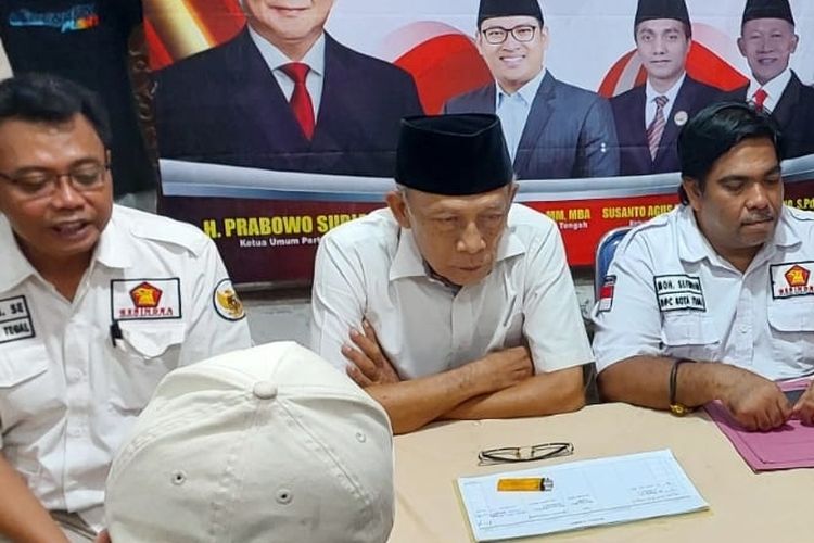 Anggota Desk Pilkada DPC Partai Gerindra Kota Tegal resmi menutup pendaftaran penjaringan bacawalkot- bacawawalkot, Senin (27/5/2024) pukul 22.00 WIB.