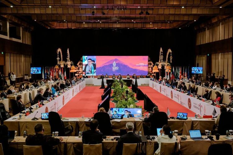 Delegasi yang hadir dalam Tourism Ministerial Meeting 2022 telah mencapai konsensus dukung ?G20 Bali Guidline?, sebuah kesepakatan yang akan menjadi sebagai panduan bagi negara anggota G20 hingga organisasi internasional dalam mendorong pemulihan pariwisata global , Grand Hyatt Bali (26/9/2022).