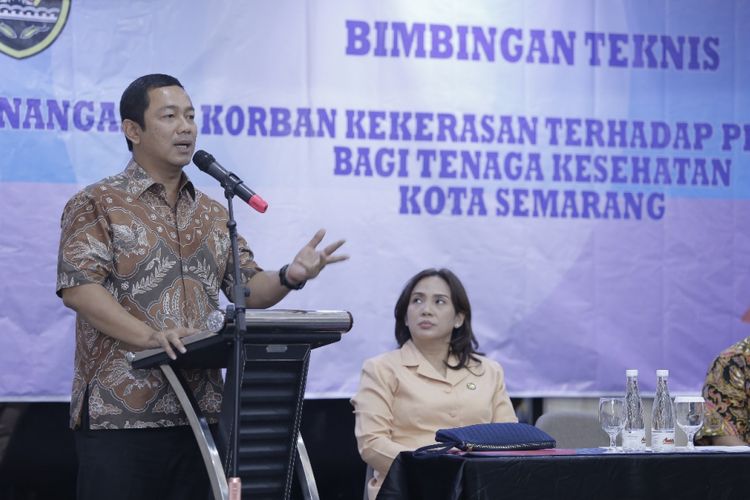 Wali Kota Semarang Hendrar Prihadi saat memberi sambutan pada acara bimbingan teknis bagi tenaga kesehatan Kota Semarang, Kamis (19/7/2018).