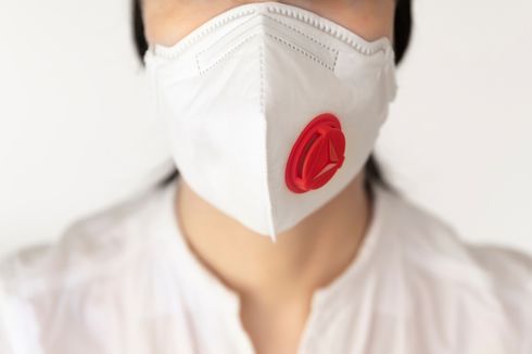 Masker Katup Disebut Dalang Penularan Omicron di Hong Kong, Kok Bisa?