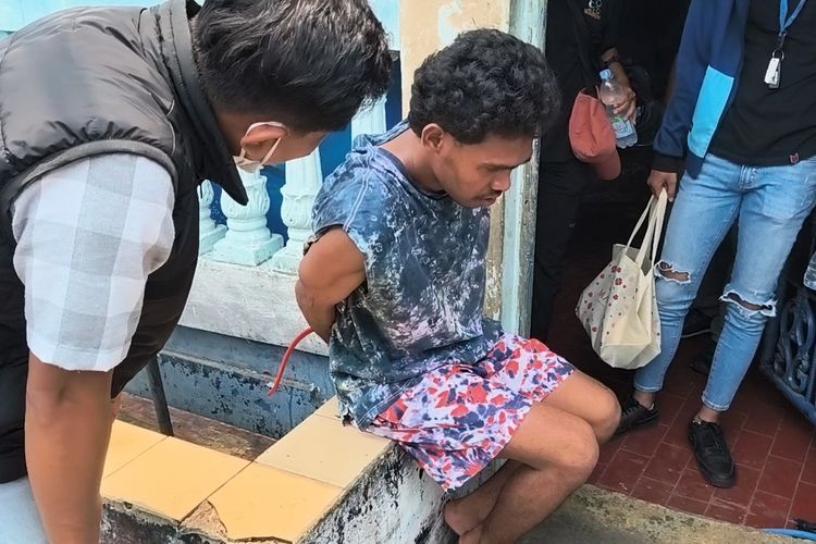 Pengedar Narkoba Kampung Ambon Nangis saat Ditangkap Polisi