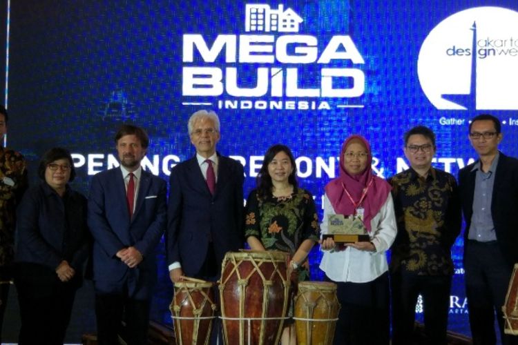 Pembukaan pameran Megabuild 2017 dan Jakarta Design Week, di Jakarta Convention Center, Senayan, Kamis (16/3/2017).