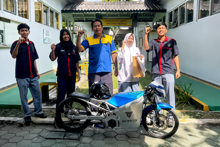 Kemendikdasmen Minta Anak SMK Tak Minder, Banyak Peluang Kerja ke Luar Negeri