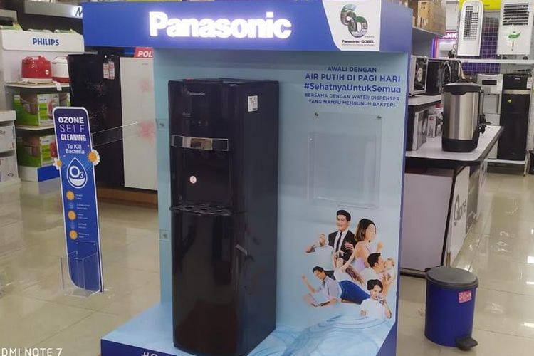 Panasonic Gobel Indonesia (PGI) meluncurkan dispenser NY-WDB83MK dan NY-WDB83MW berteknologi penekan pertumbuhan bakteri, menghilangan rasa tidak enak, dan mempertahankan pH air.


