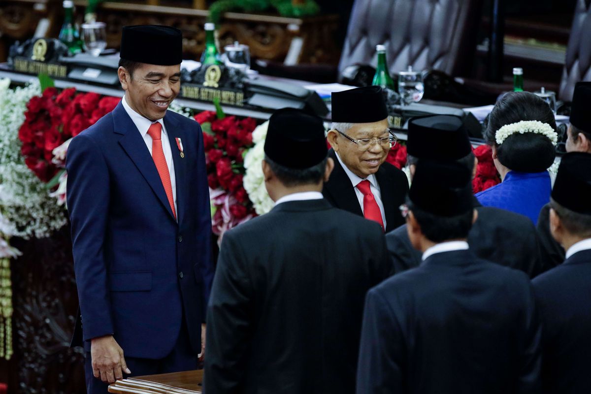 Joko Widodo dan Maruf Amin usai mengucap sumpah jabatan sebagai presiden dan wakil presiden periode 2019-2024 di Gedung MPR/DPR RI, Jakarta, Minggu (20/10/2019).