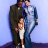 Momen Langka, Travis Scott dan Kylie Jenner Ajak Putrinya ke BMA 2022