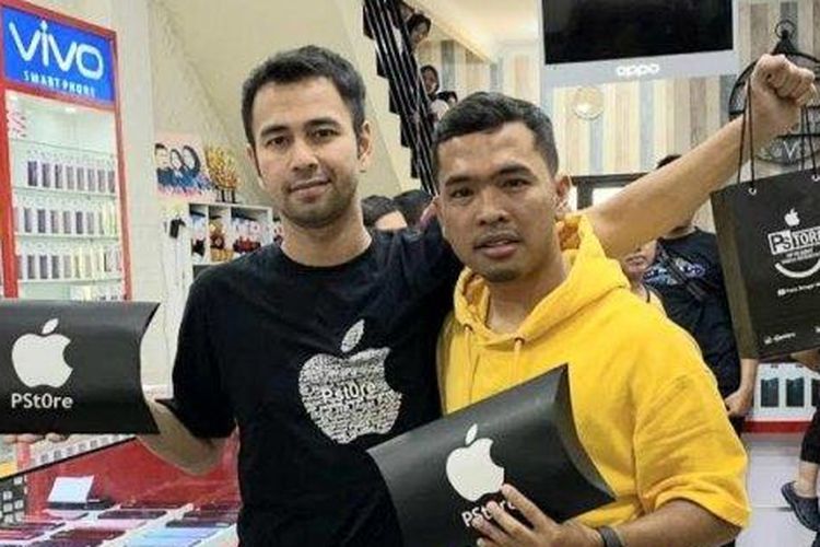 Dari kiri ke kanan: Raffi Ahmad dan Putra Siregar