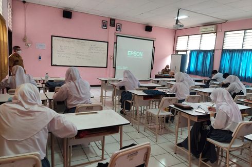 Kemendikbud Izinkan Sekolah Tatap Muka Kembali 100 Persen, Ini Syaratnya