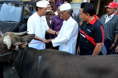 Gubernur Bali Sumbang Tiga Ekor Hewan Kurban sebagai Bentuk Toleransi