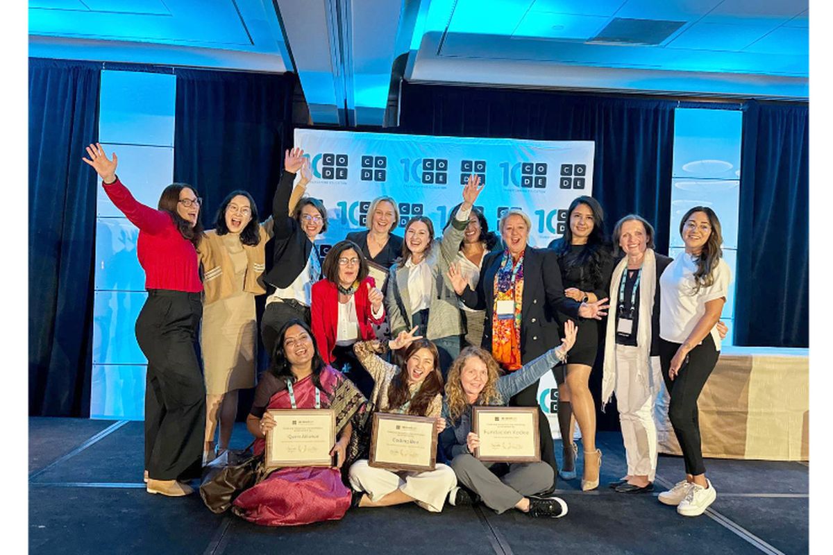 Coding Bee Academy mendapatkan penghargaan ?Professional Development? dari Code.org dalam ajang CSEdCon 2023 di Las Vegas, Amerika Serikat, Kamis (2/11/2023)