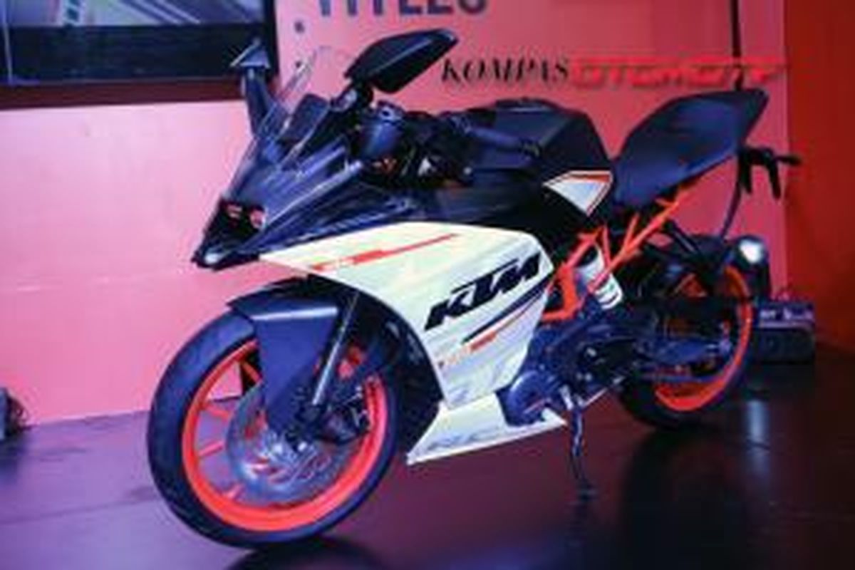 KTM RC 250 resmi meluncur di Indonesia, harganya 74,5 juta.