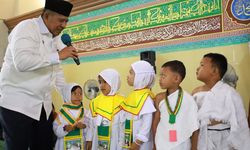 Peragaan Manasik Haji Santri Digelar Pertama Kali di Siak, Bupati Alfedri Berikan Apresiasi 