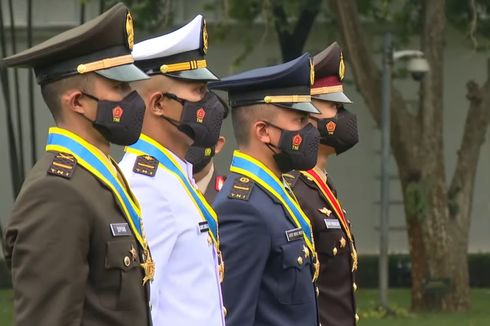 Lantik Perwira TNI dan Polri, Pesan Jokowi: Lindungi Pancasila dari Gempuran Ideologi Luar