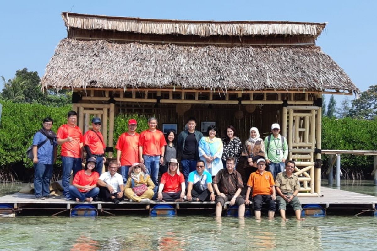 Teaser film impian 1000 pulau diluncurkan oleh Gerakan 1000 pada Senin (30/7/2018) di Pulau Kelapa Dua, Taman Nasional Kepulauan Seribu. Film yang sarat dengan nilai-nilai revolusi mental dan sustainability tersebut sekaligus menjadi media promosi Kepulauan Seribu yang telah ditetapkan pemerintah sebagai salah satu Kawasan Strategis Pariwisata Nasional (KSPN).