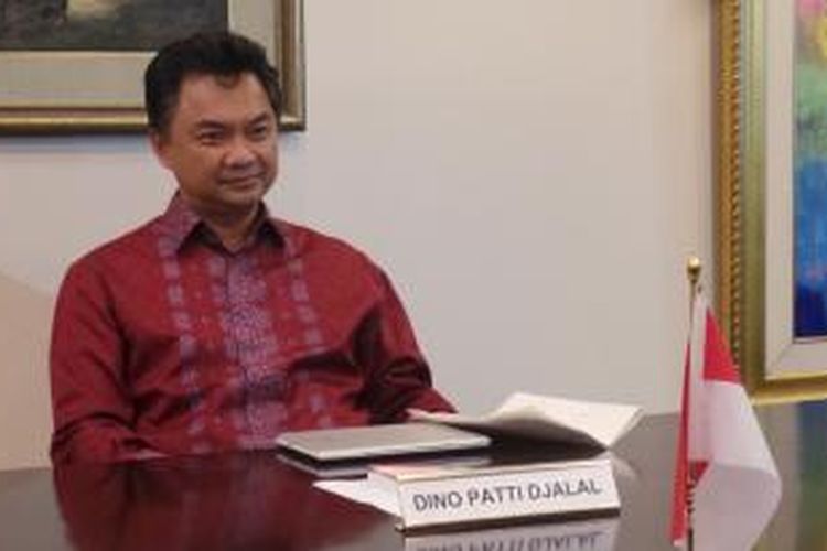 Duta Besar RI untuk Amerika Serikat, Dino Patti Djalal, menjalani tahapan pra konvensi calon Presiden Partai Demokrat di Wisma Kodel, Sabtu (24/8/2013).