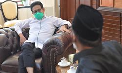 Perkembangan IT Tak Terhindarkan, Gus Halim Minta Desa Berinovasi dengan Teknologi