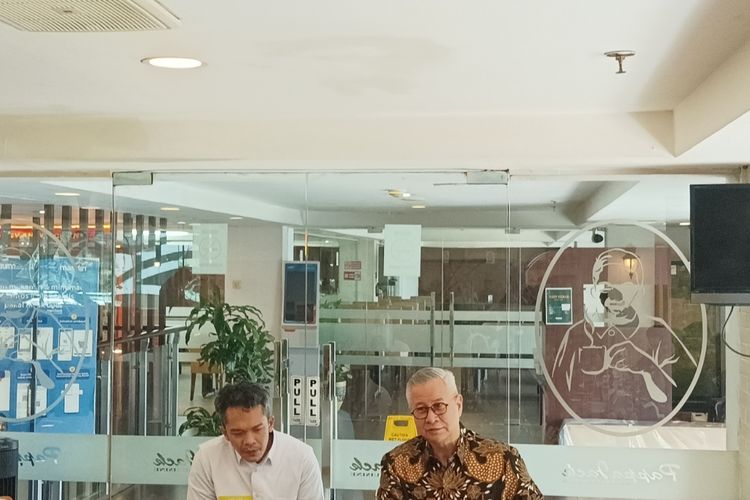 Managing Director, Stakeholder Management and Communications Danantara Indonesia, Rohan Hafas, dalam sesi media briefing di Jakarta, Jumat (31/10/2025).  