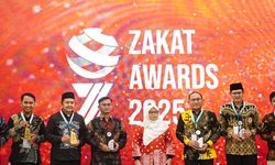 Berkomitmen Sejahterakan Umat, BSI Maslahat Raih 2 Penghargaan Zakat Award 2025