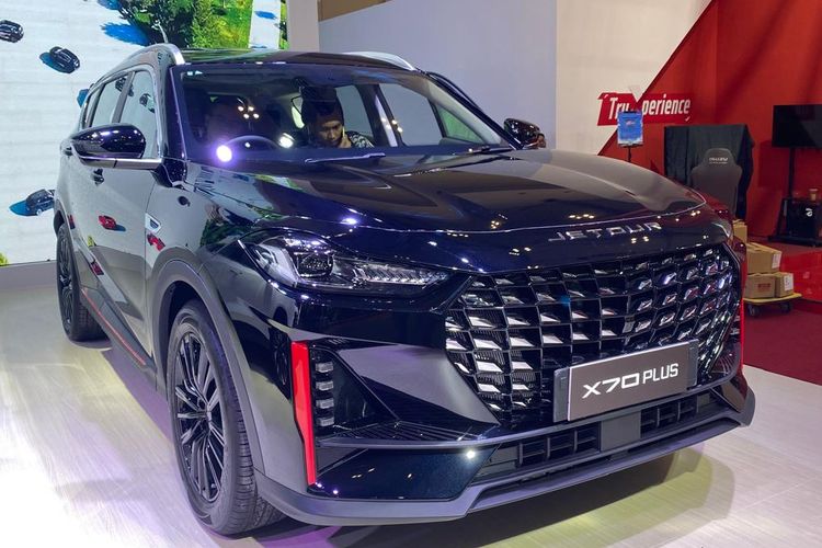 Jetour X70 Plus di GIIAS 2024