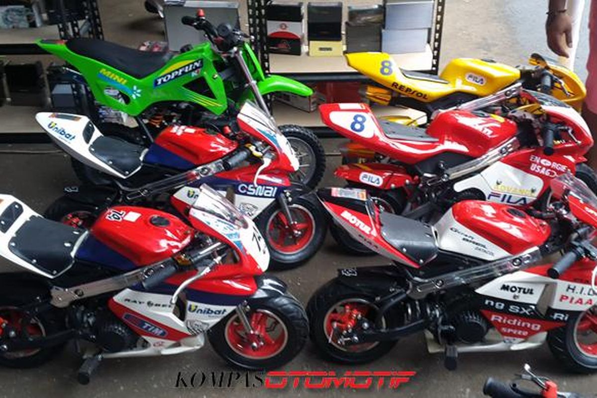 Sepeda motor mini MotoGP yang ditawarkan Zhidan Motor Workshop dijual cuma Rp 2,8 juta.