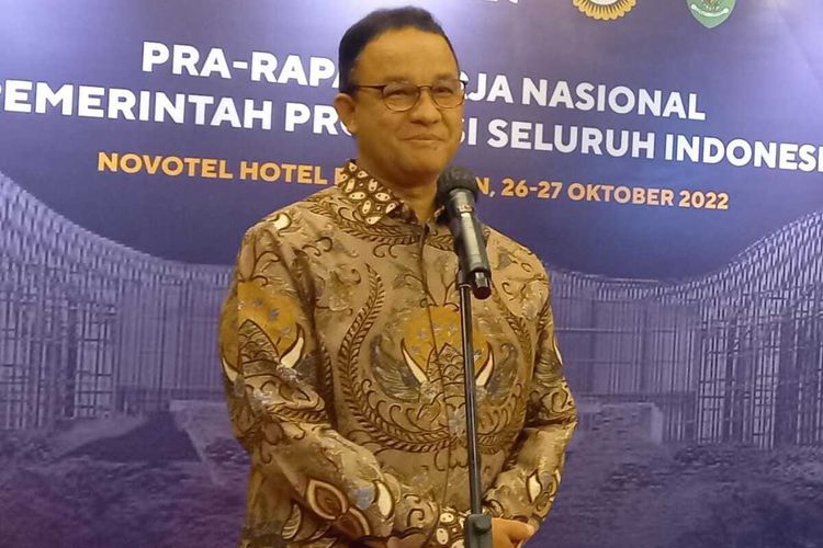 Anies Baswedan saat menghadiri kegiatan APPSI di Novotel Balikpapan berbagi kisah tentang dirinya waktu menginjakkan kaki pertama kali di Kaltim