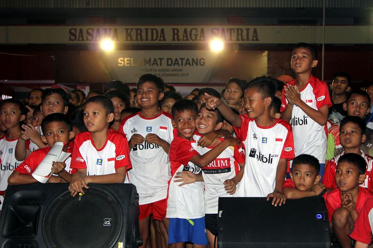 Luapan gembira para peserta yang lolos Tahap Screening Audisi Umum Beasiswa Bulutangkis di GOR Satria, Purwokerto, Jawa Tengah, Minggu (8/9/2019) petang.