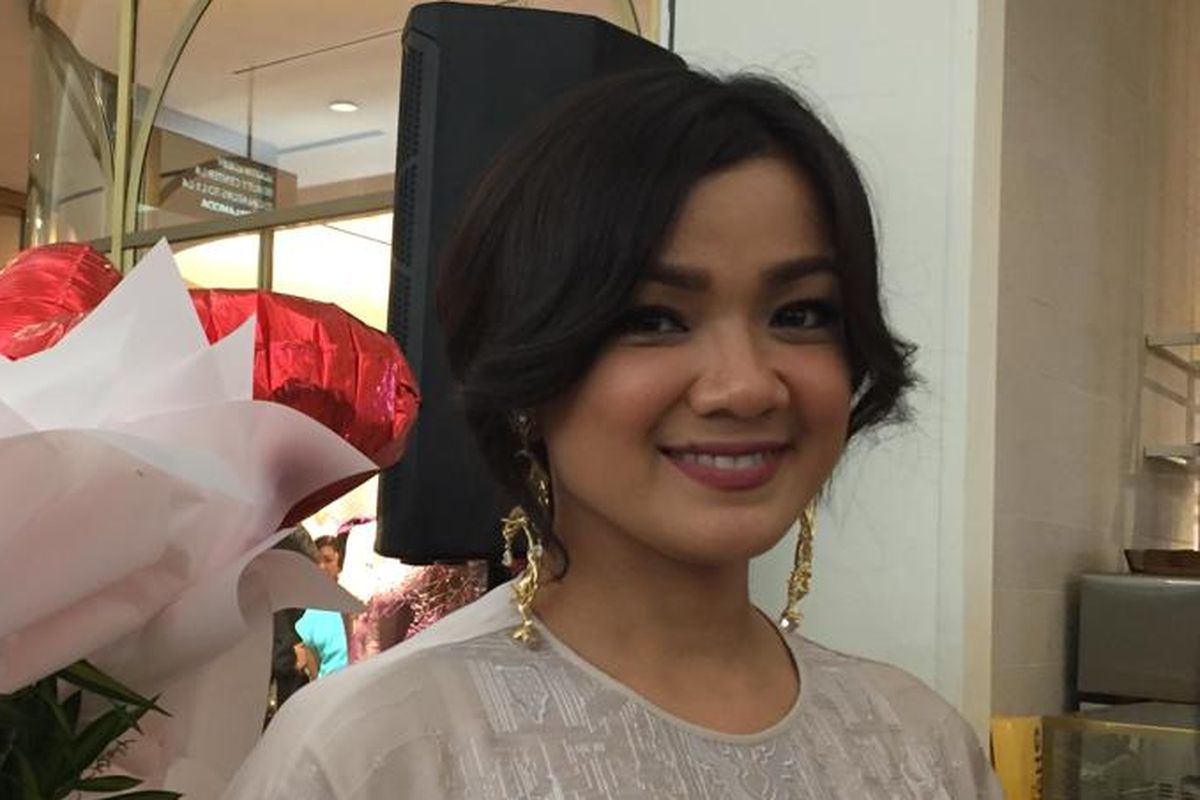 Nirina Zubir dalam sebuah acara di kawasan Plaza Indonesia, Jakarta Pusat, Rabu (30/10/2019).