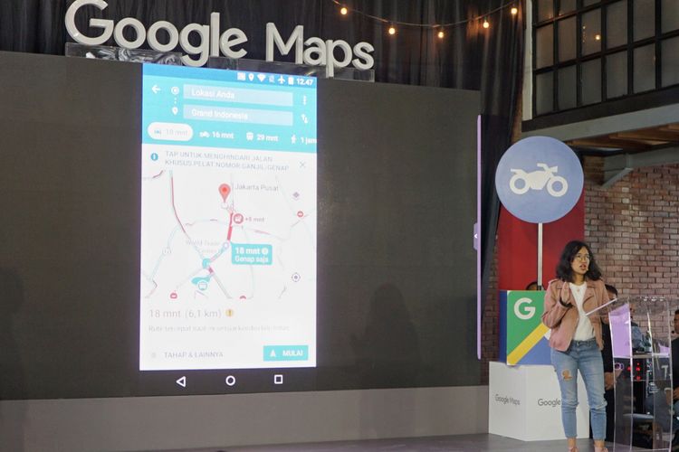 Google memperkenalkan fitur baru Google Maps yang menghadirkan petunjuk jalan khusus untuk pengendara sepeda motor, Selasa (20/3/2018), di Jakarta.