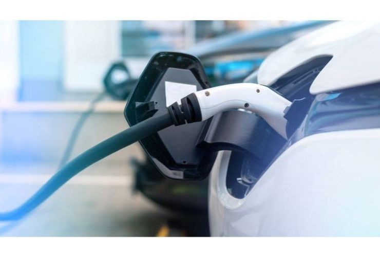 Tito Karnavian Instruksikan Pembebasan Pajak Kendaraan Listrik