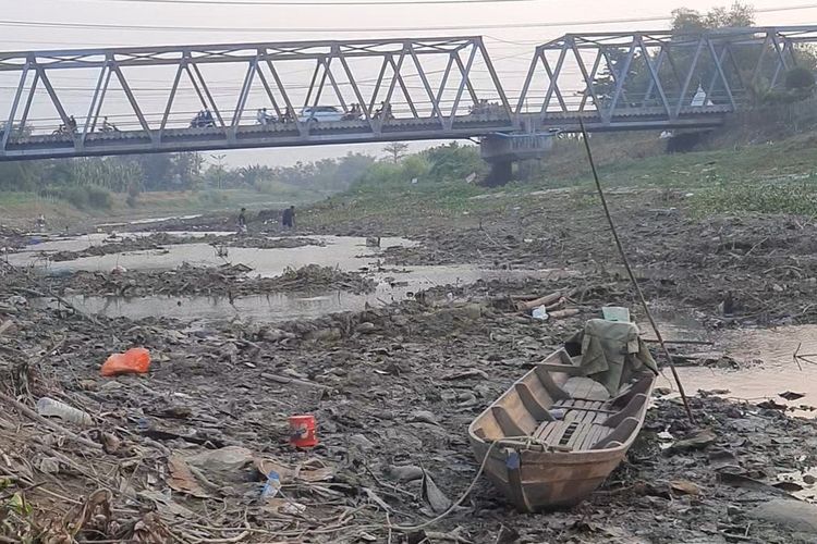 Sungai Juwana Mengering: Ratusan Nelayan Pati Kehilangan Mata Pencaharian, Petani Cemas Gagal Panen