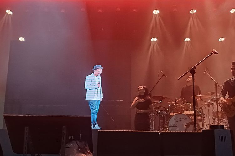 Mutia Ayu Terbuka terhadap Penggunaan IP Hologram Glenn Fredly, Asal…
