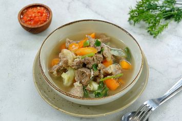 Resep Sop Daging Berempah ala Rumahan, Enak dan Mudah